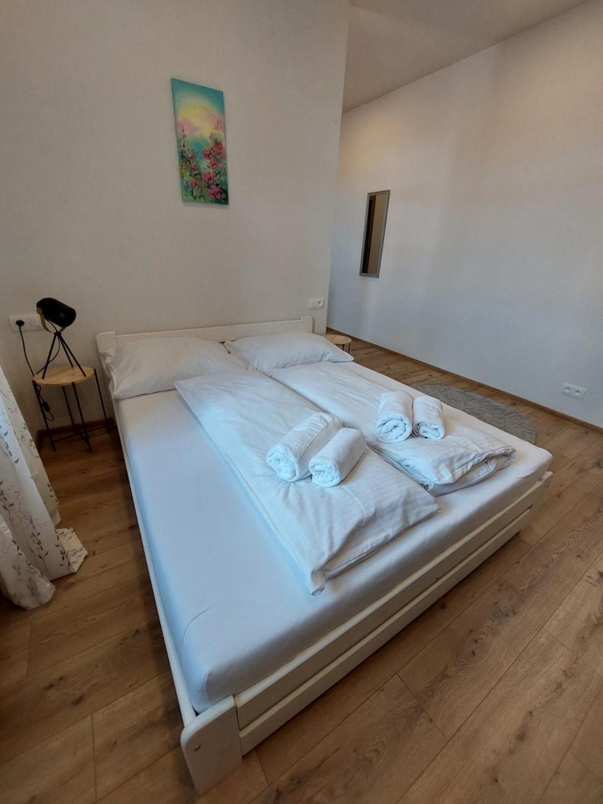 Alipoint Apartments Спиське Подградє Екстер'єр фото
